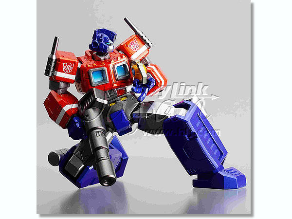 REVOLTECH: コンボイ | HLJ.co.jp