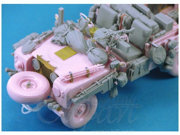 1/35 Pink Panther Update/Stowage Set by Legend Production | HobbyLink Japan 1 35 pink panther