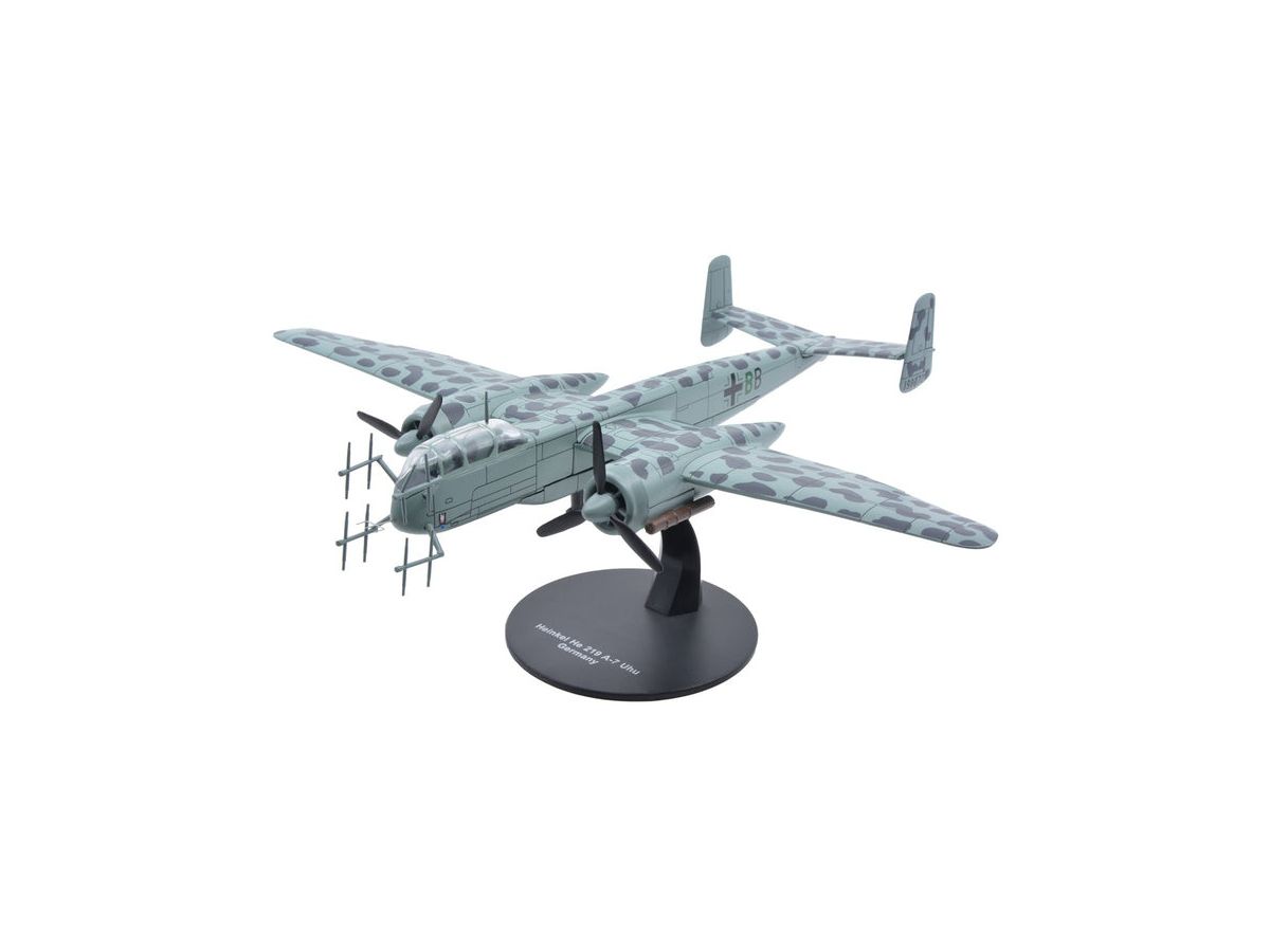 1/72 WW.II ドイツ空軍 ハインケル HE219 A-7 ウーフー 完成品