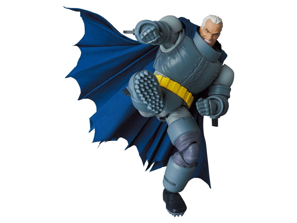 Mafex Armored Batman Dark Knight Returns By メディコムトイ ホビーリンク ジャパン Mafex Armored Batman Dark Knight Returns By メディコムトイ ホビーリンク ジャパン