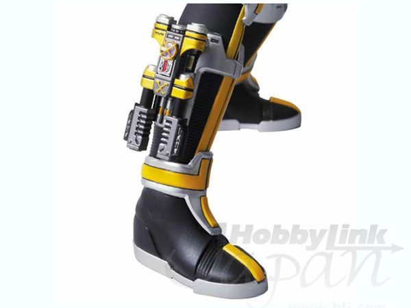 RAH DX 仮面ライダーカイザ | HLJ.co.jp