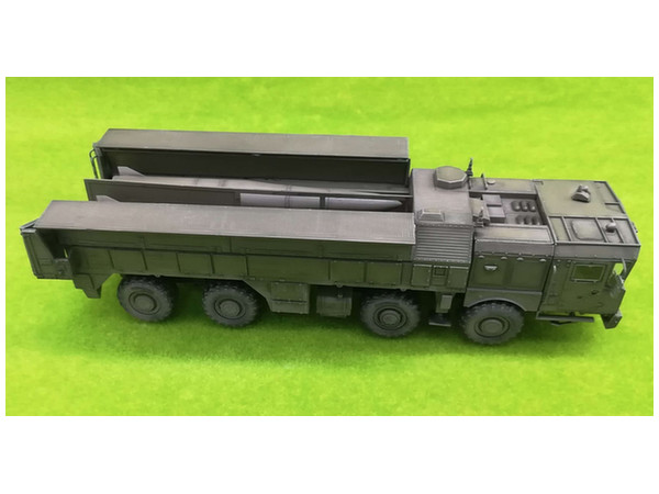 1/72 ロシア軍 9K720 イスカンデルM 短距離弾道ミサイル w/MZKT