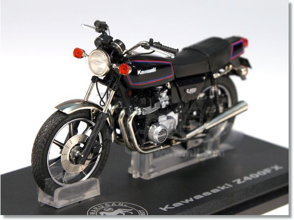 1/18 カワサキ Z400FX エボニー | HLJ.co.jp