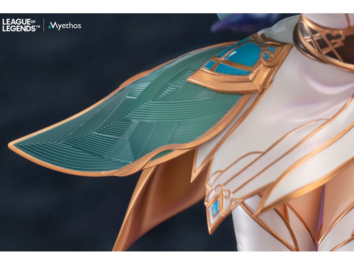 新品未開封 リーグ・オブ・レジェンド 天与の剣 イレリア 1/7 フィギュア リーグ・オブ・レジェンド 天与の剣 イレリア (フィギュア) - ホビー