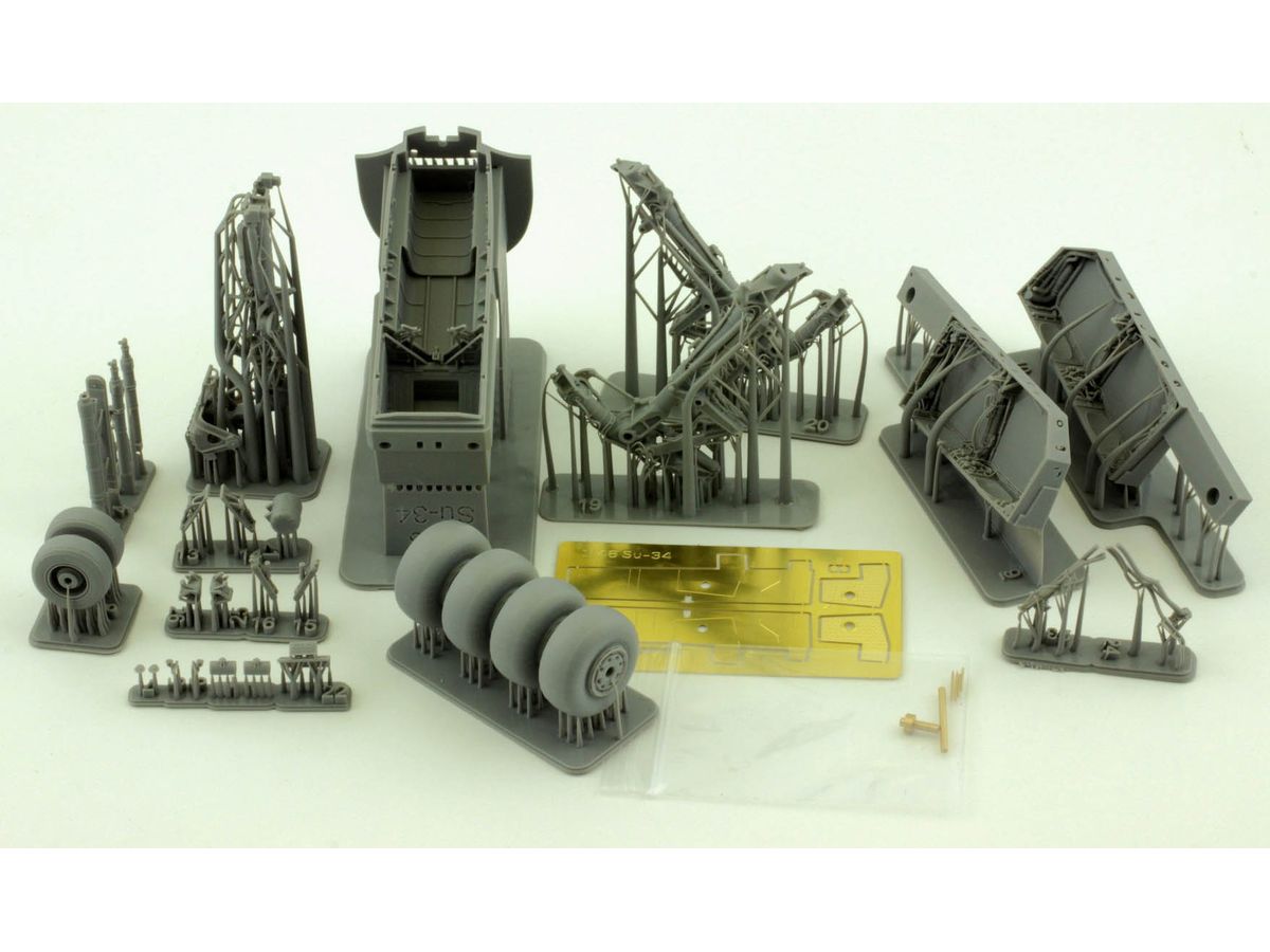 新品本物 着陸装置 フルバック Su-34 1/48 (トランぺッター用) HLJ.co.jp | その他