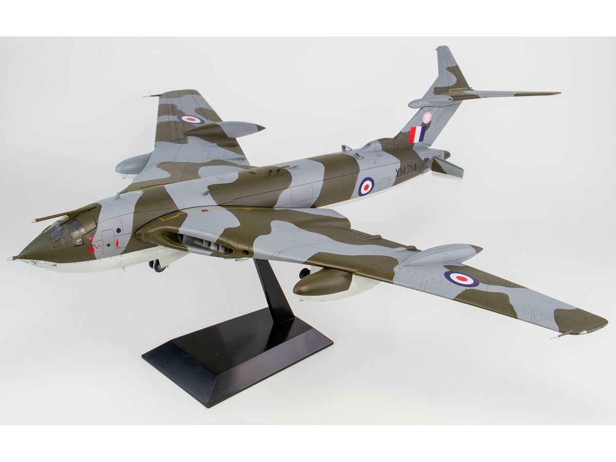 A-3D-2 Skywarrior 戦略爆撃機 1/48 71TAjK5nBEL._UF350,350_QL80_.jpg