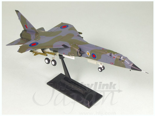 1/144 英空軍 TSR-2 攻撃機仕様 塗装済完成品 | HLJ.co.jp