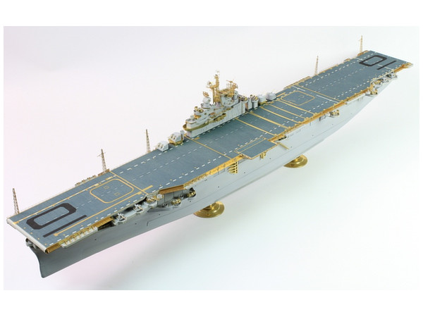 値下げ‼︎トランペッター U.S.空母CV-10 ヨークタウン1：350 未組立 1/350 USS ヨークタウン CV-10 1944 ディテールアップセット