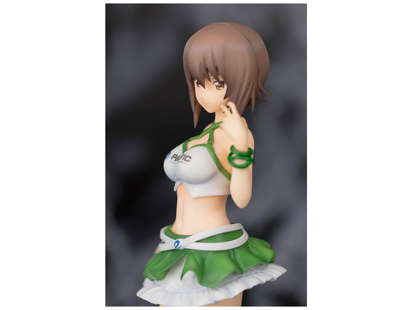 ガールズ&パンツァー x PACIFIC 西住まほ PVC | HLJ.co.jp