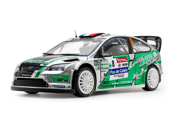 再値下げ！Ford Focus RS WRC ミニカー s-l400.jpg
