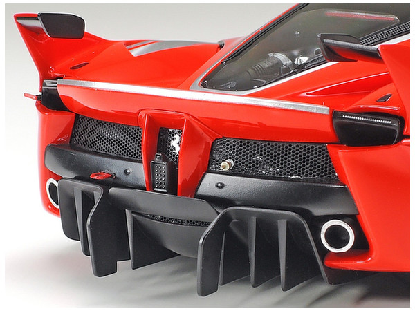 タミヤ　1/24　フェラーリ　FXX K　エッチングパーツセット付 1/24 フェラーリ FXX K エッチングパーツセット | HLJ.co.jp