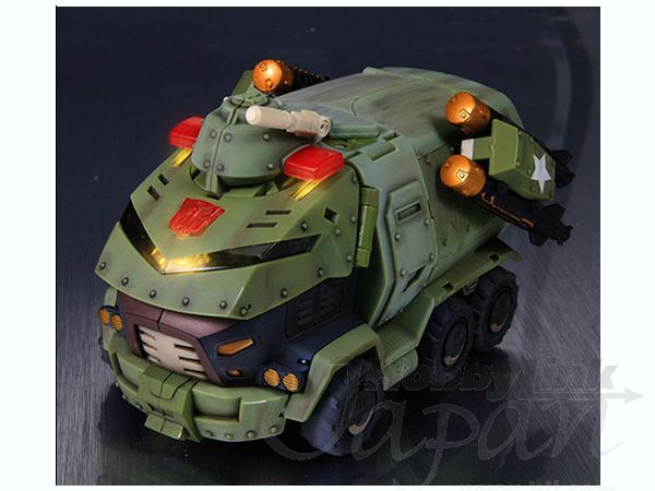 アニメイテッド TA43 アイアンハイド ライト & サウンド | HLJ.co.jp