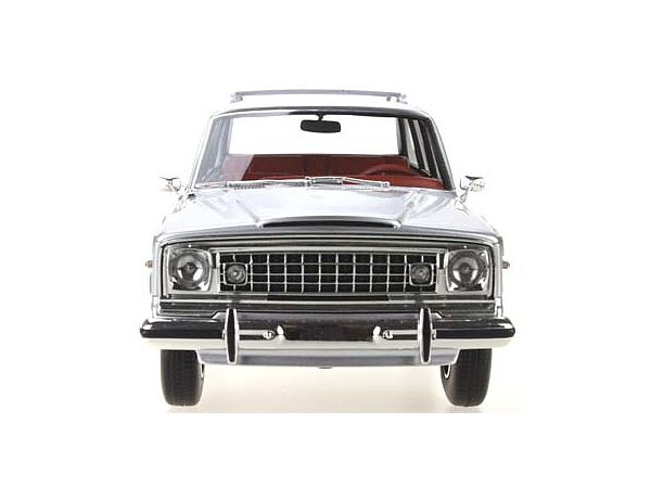 1/18 ジープ グランド ワゴニア シルバー | HLJ.co.jp