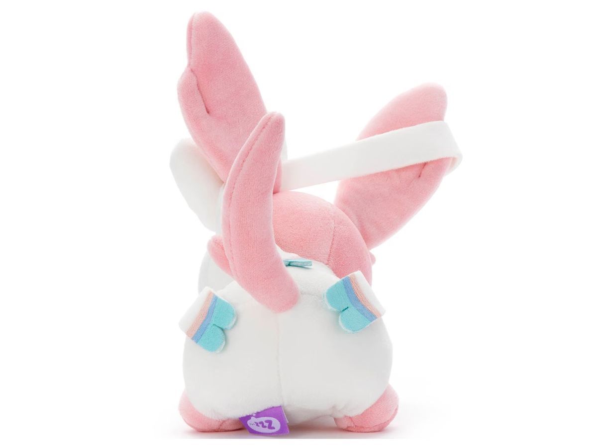 ポケモンセンター　くったりぬいぐるみ　ニンフィア　おやすみ　通常　セット Amazon.co.jp: ポケモンセンターオリジナル くったりぬいぐるみ