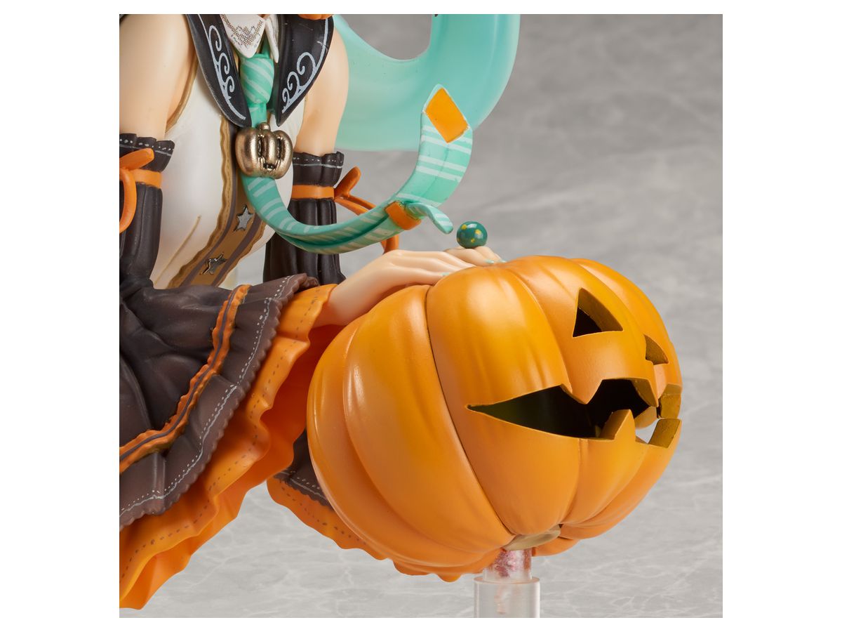 初音ミク「TRICK or MIKU」 illustration by 左 ☆初音ミク「TRICK or MIKU illustration by 左 ノンスケール