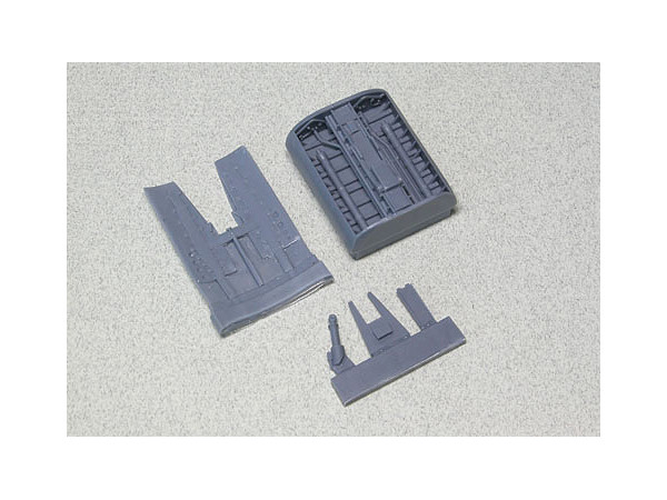 Hasegawa 1/48 8個セット 新 WWII 日本海軍艦船装備セット (1) (プラモデル) - ホビー