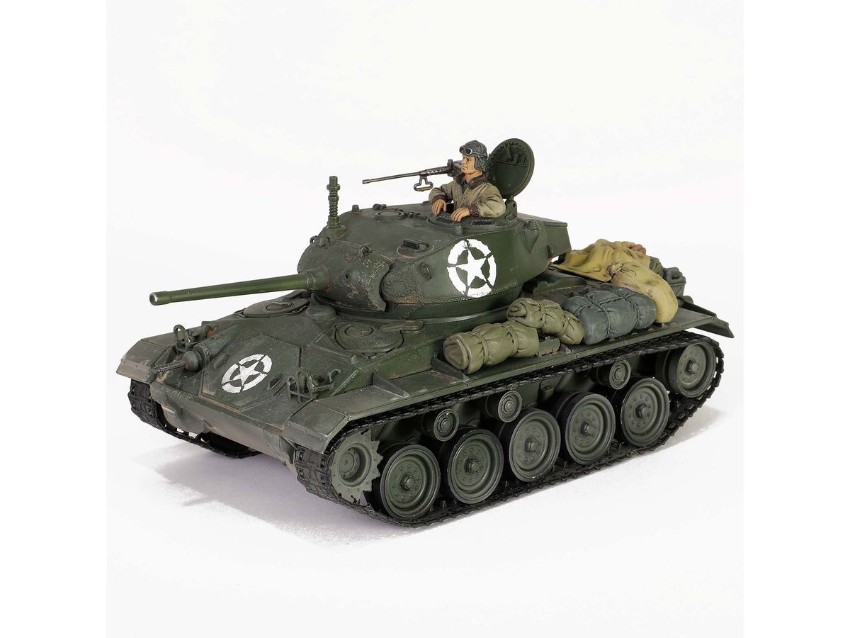 1/32 アメリカ軍 M24軽戦車 チャーフィー 1945年3月 ラインブルグ 完成